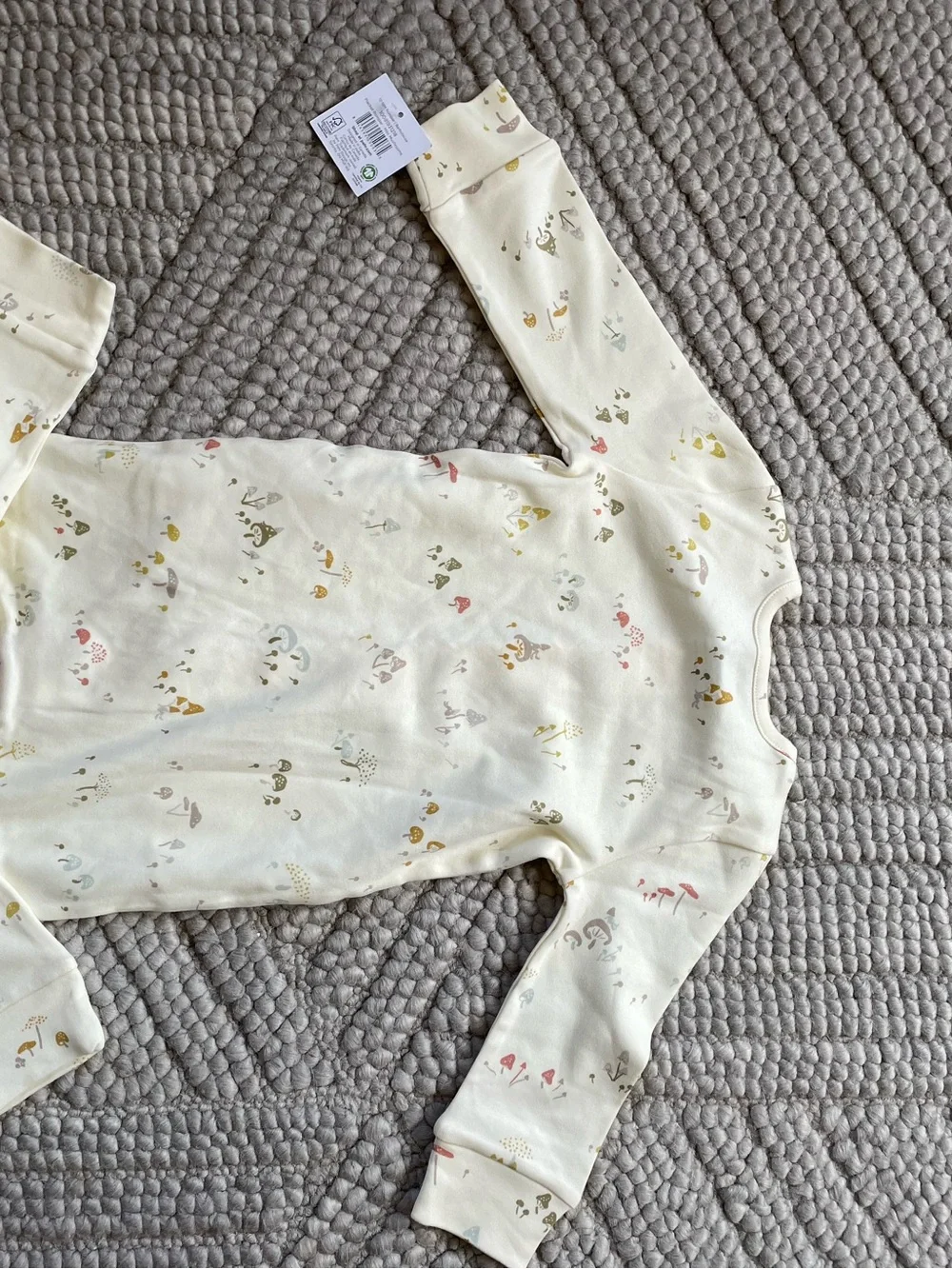NWT Pehr placket romper - mini mushrooms print - 12-18 months